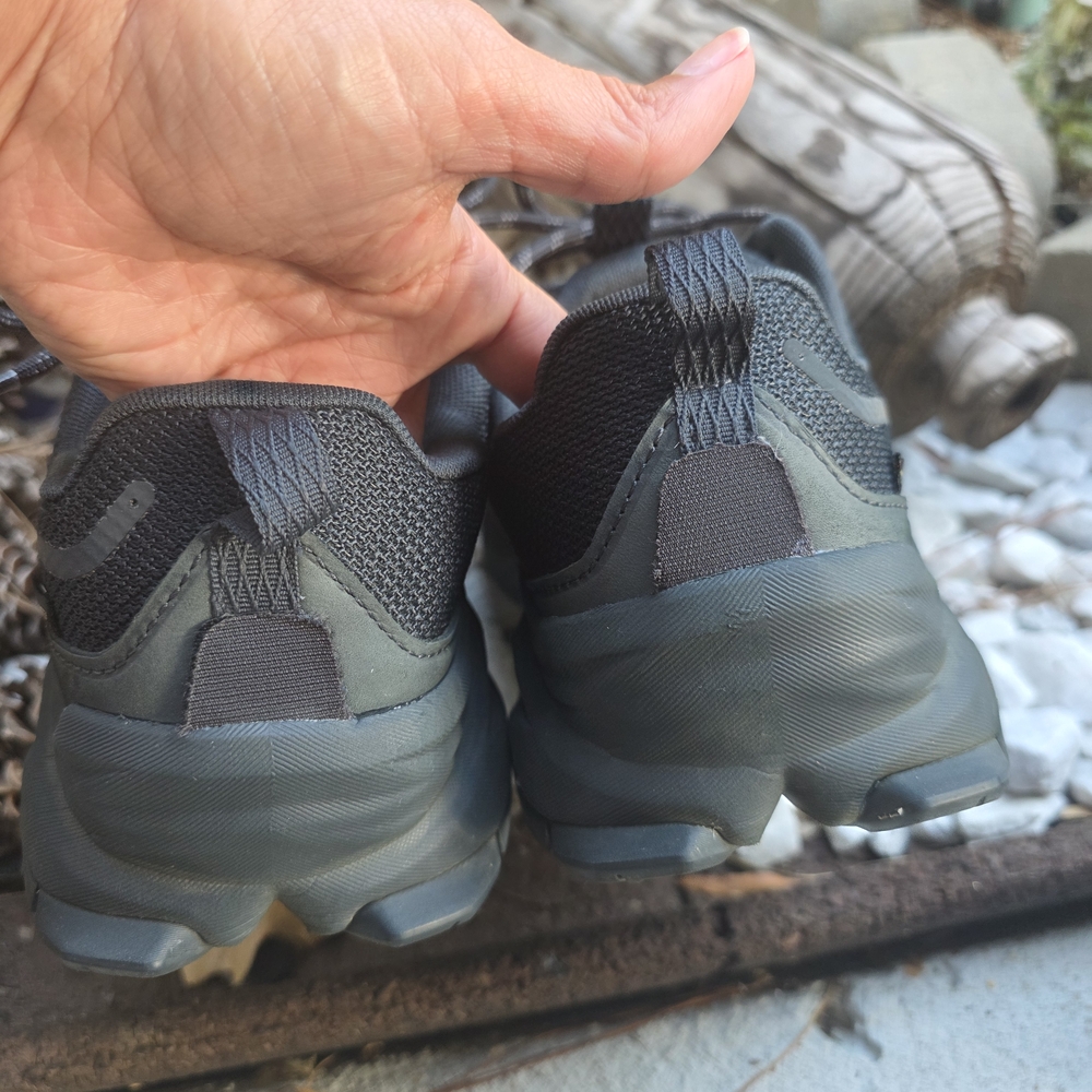 Olympus Men's Dark Gray Athletic Shoes Size 12 Used - Picture 7 of 12